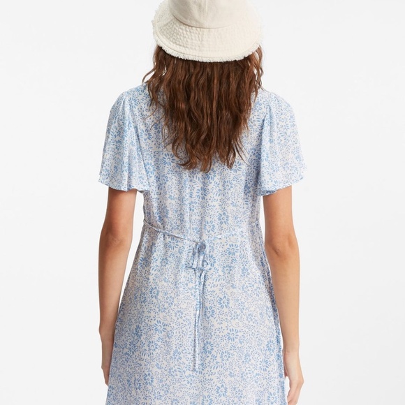 Billabong Short and Sweet Dress - Picture 3 of 7